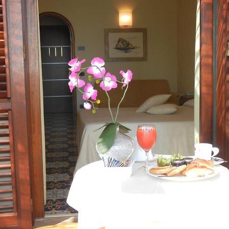 Hotel Aktea Lipari Kültér fotó