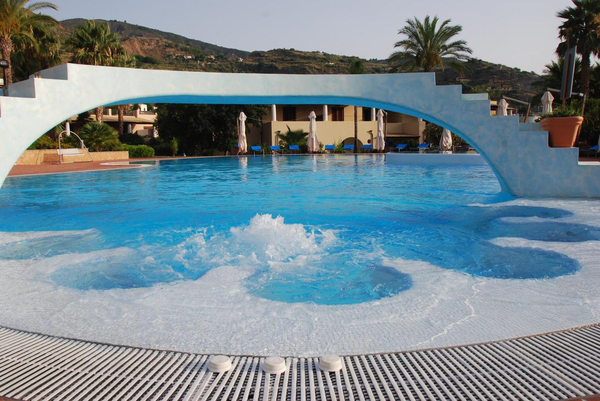 Hotel Aktea Lipari Kültér fotó