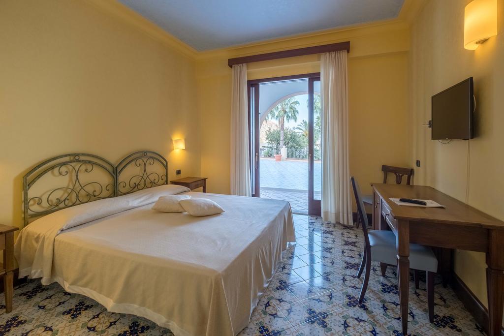 Hotel Aktea Lipari Kültér fotó